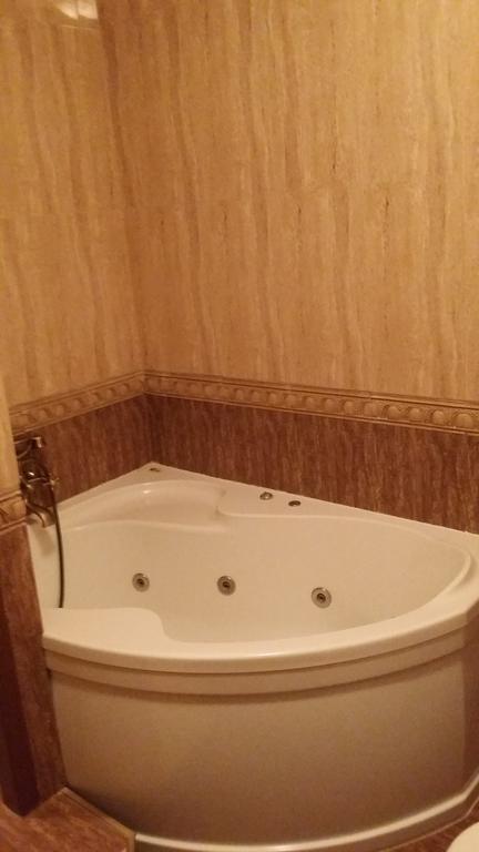 Villa Podkowa ポトコバ・レシナ エクステリア 写真